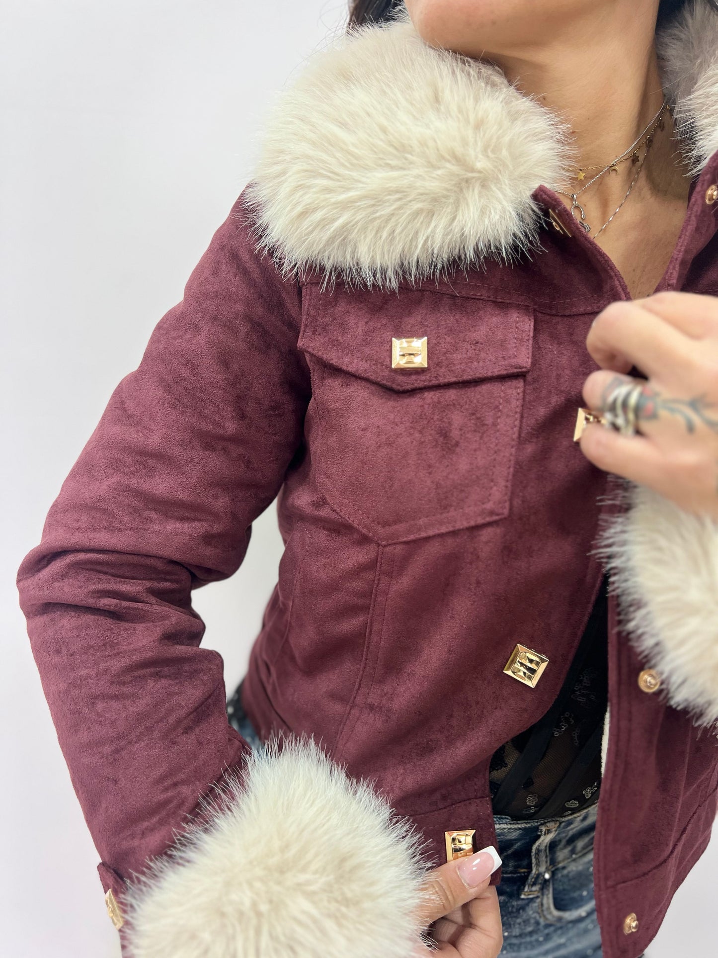 Giacca scamosciata corta con pelo donna