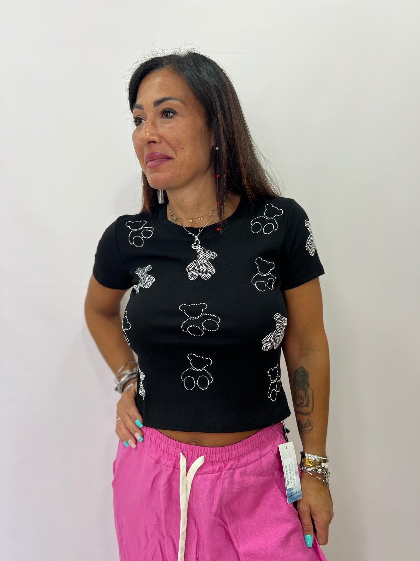 T-shirt nera corta donna con strass a forma di orsetti – Taglia unica 38–44