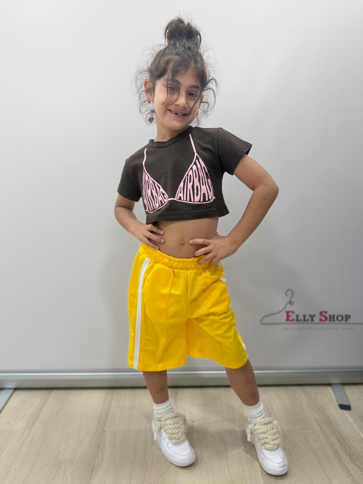 Bermuda sportivi bambina con banda laterale