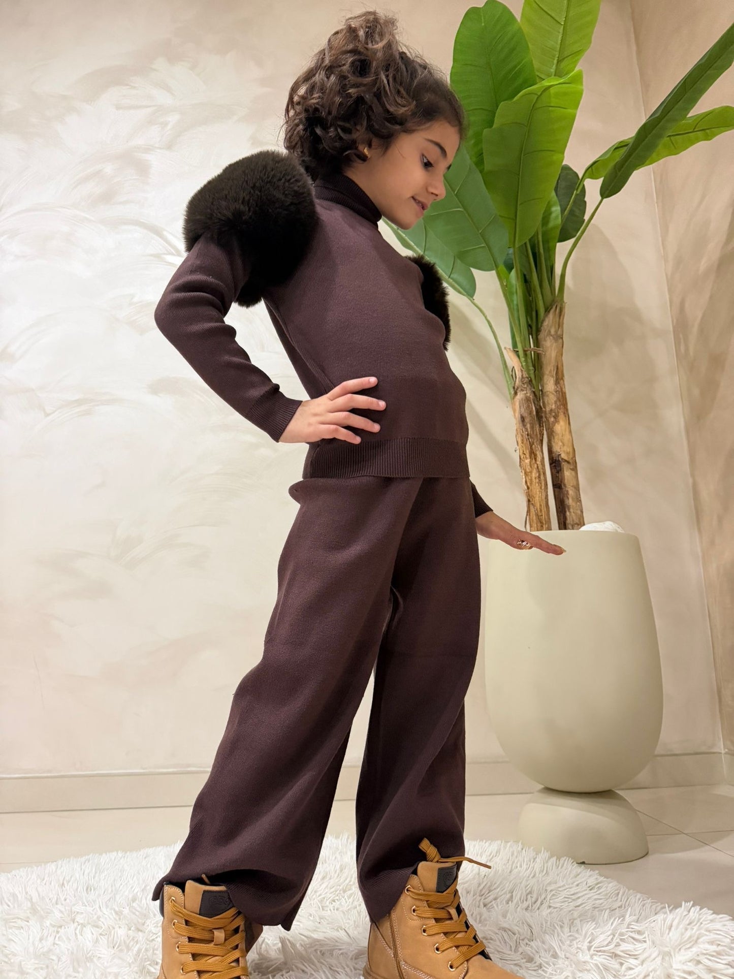 Completo elegante marrone bambina