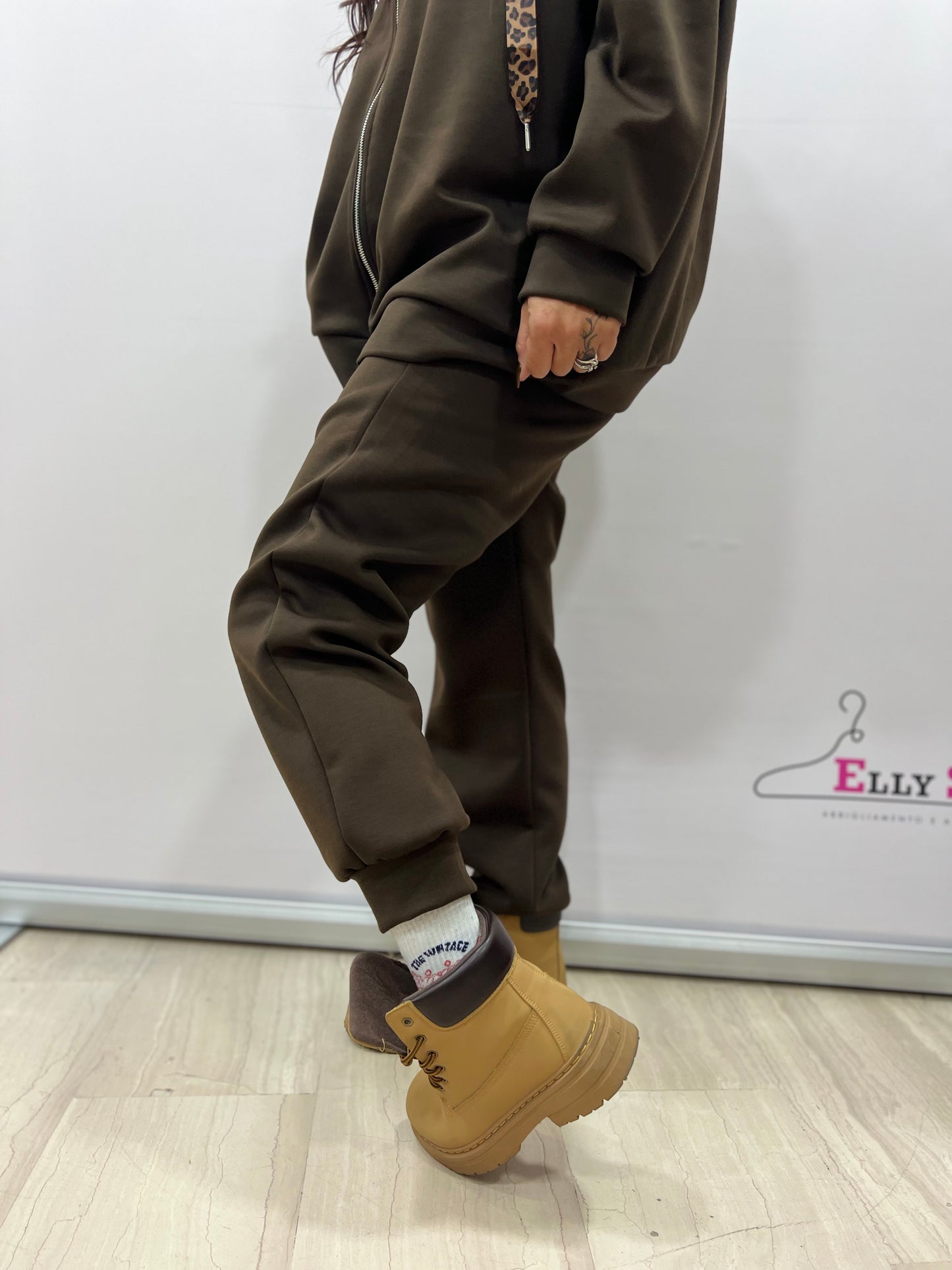 Completo curvy con cappuccio leo e brillantini