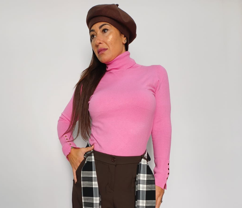 Maglia lupetto donna con bottoni oro