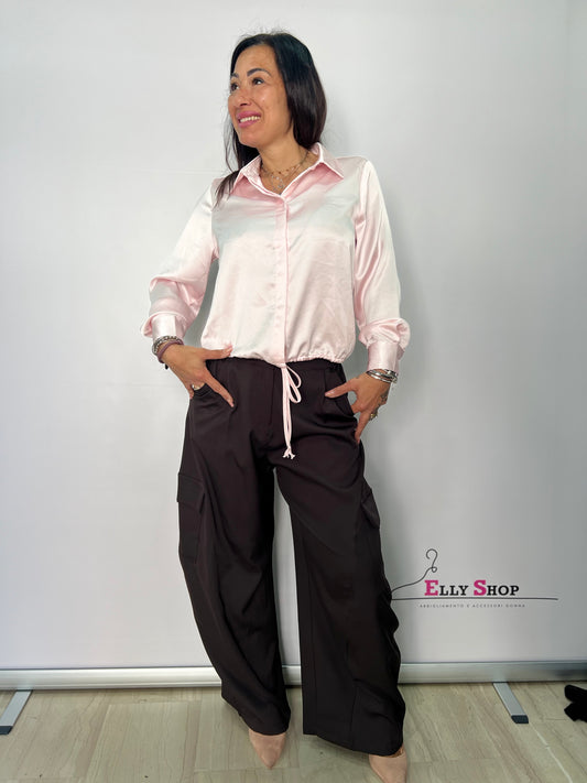 Camicia in raso color rosa con coulisse elegante