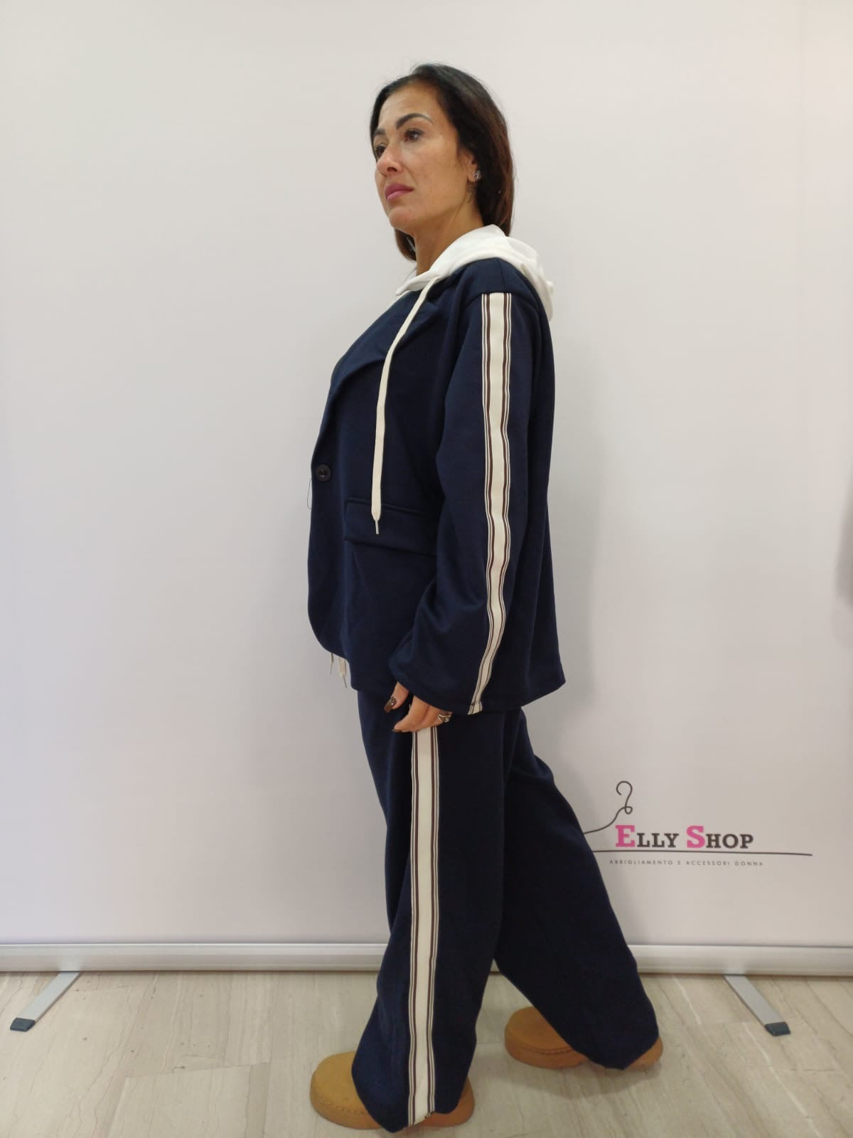 Completo donna casual con cappuccio