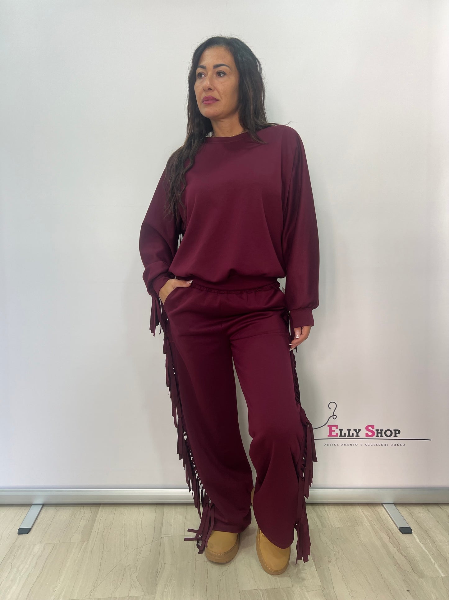 Completo donna con frange moderno