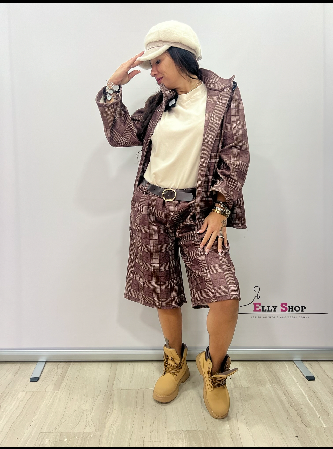 Completo donna a quadri giacca e bermuda