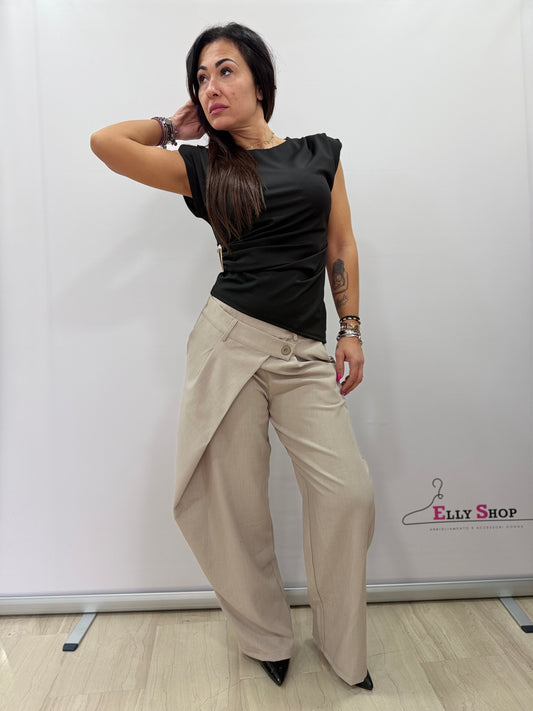 T-shirt donna elegante con drappeggio oro
