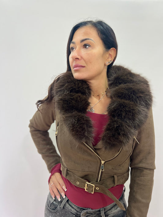 Giacca scamosciata con collo in pelliccia