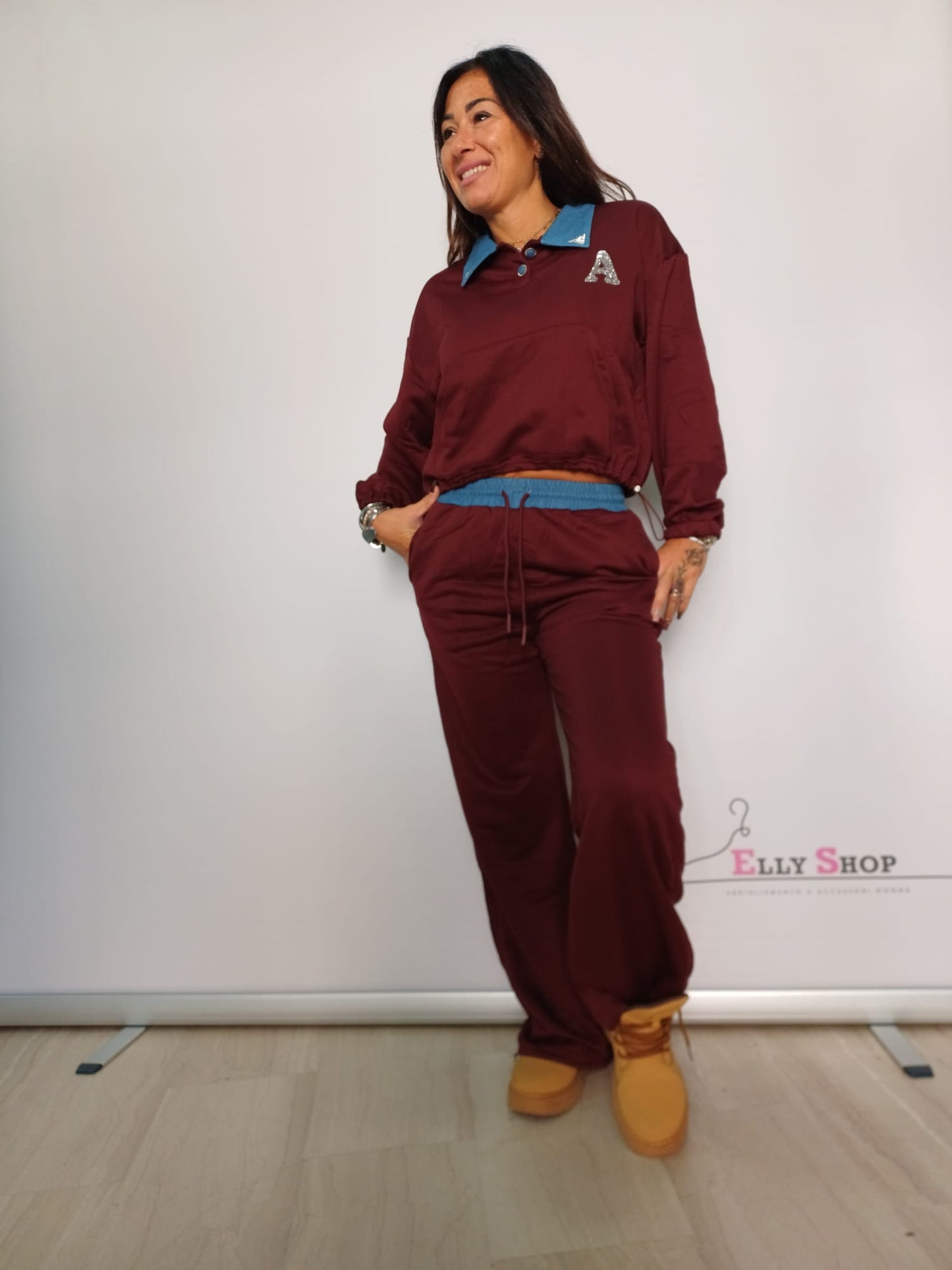 Completo donna casual con colletto a contrasto