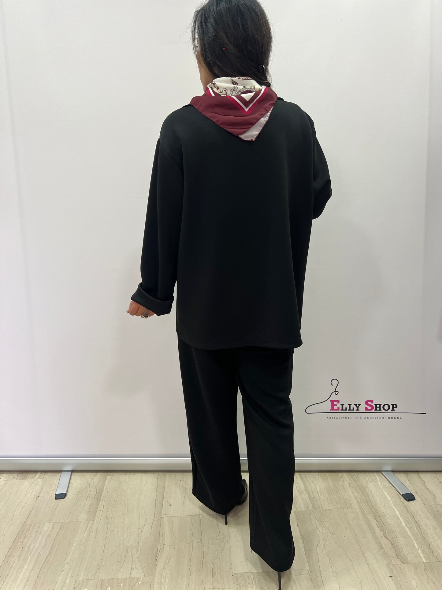 Completo Tailleur donna elegante sportivo