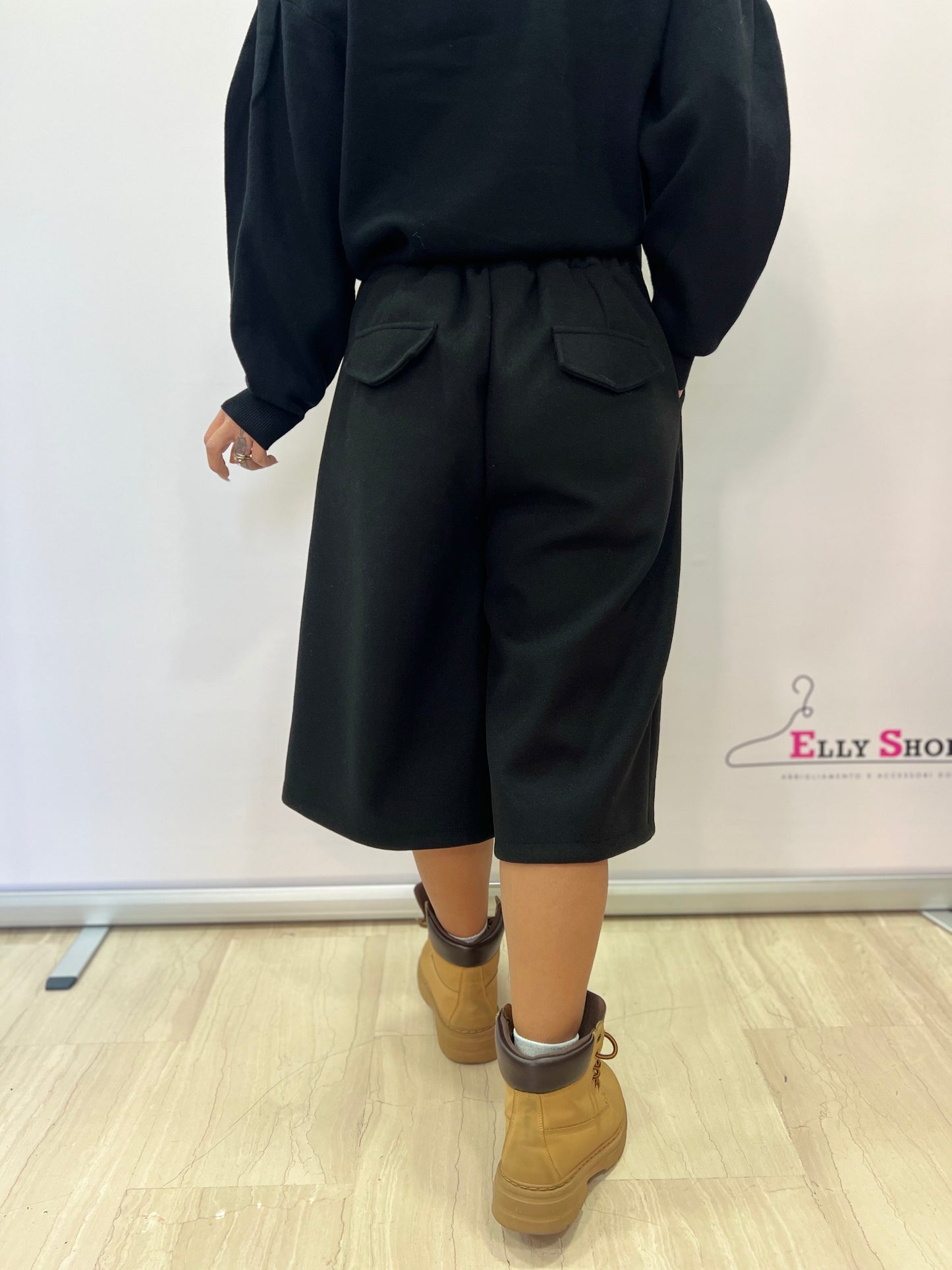 Bermuda donna con cintura elegante