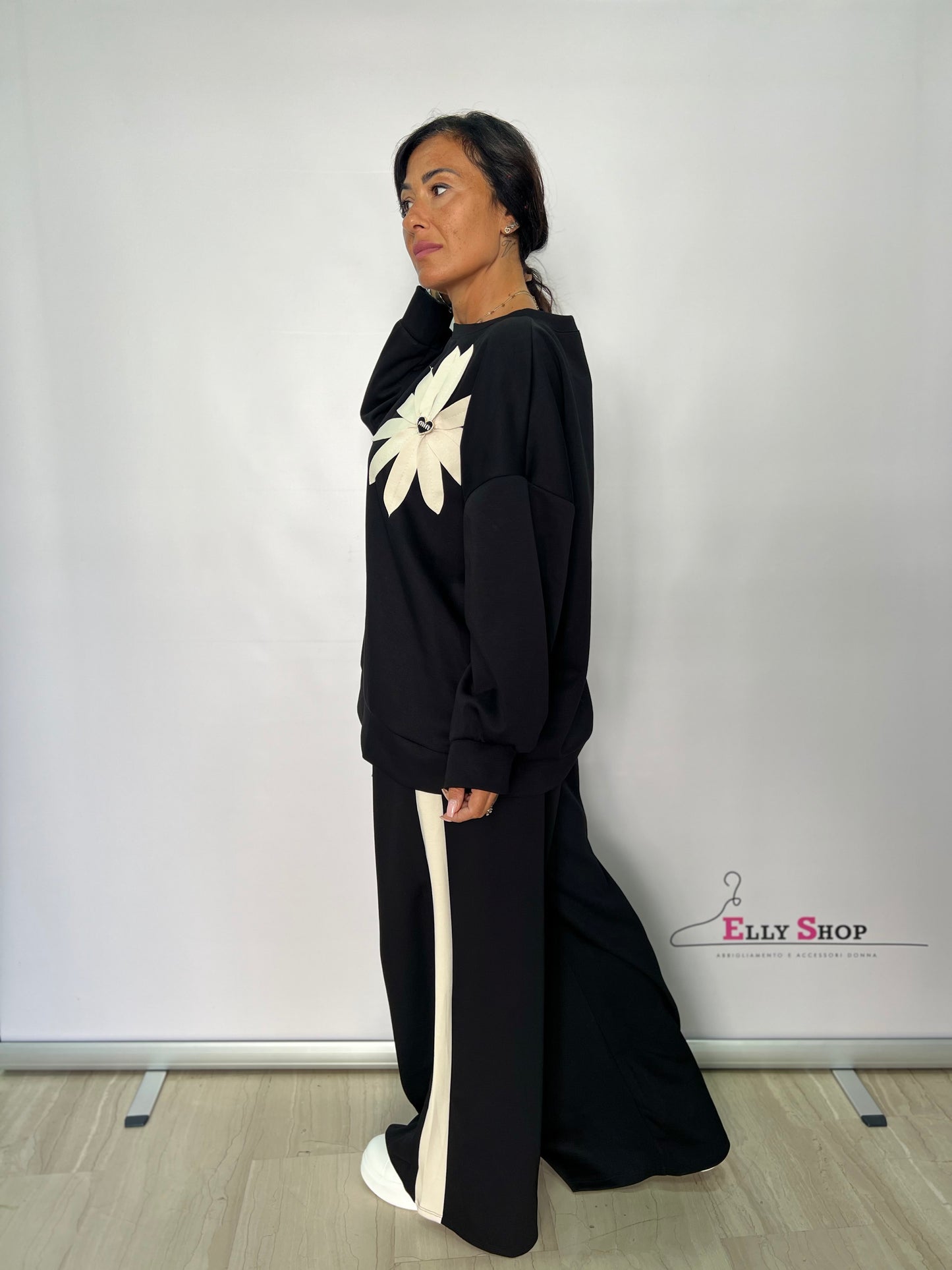 Completo tuta curvy con fiore