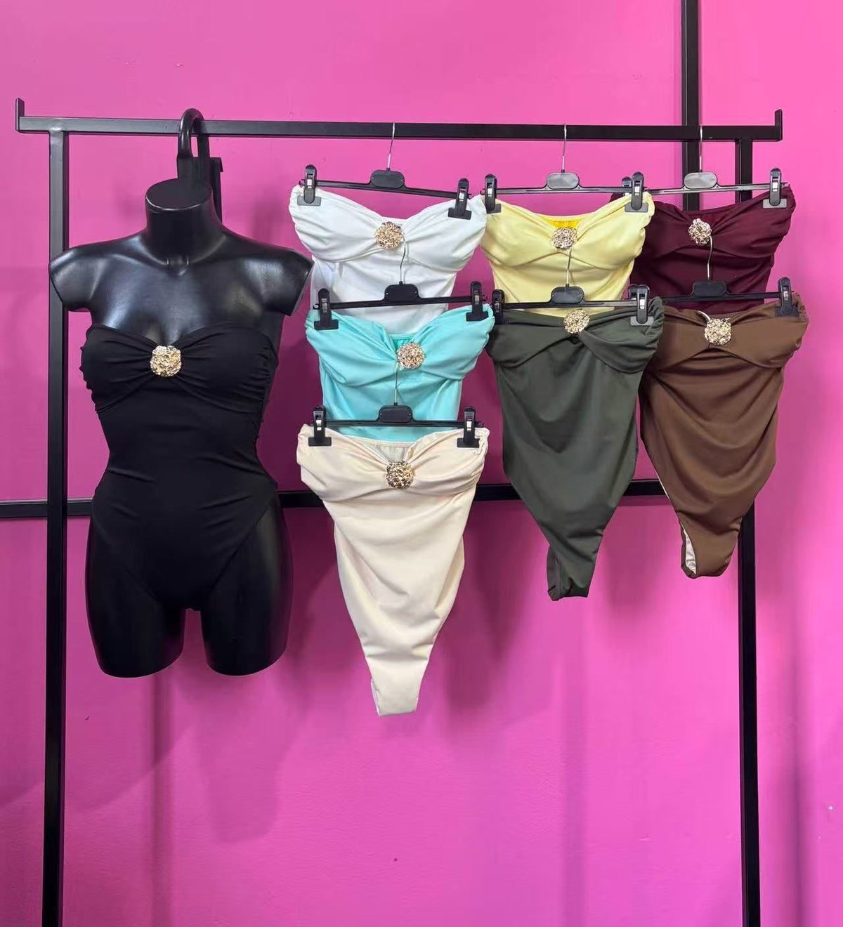 Costume intero donna con gioiello – Modello a fascia elegante, taglia unica fino a L, disponibile in 8 colori