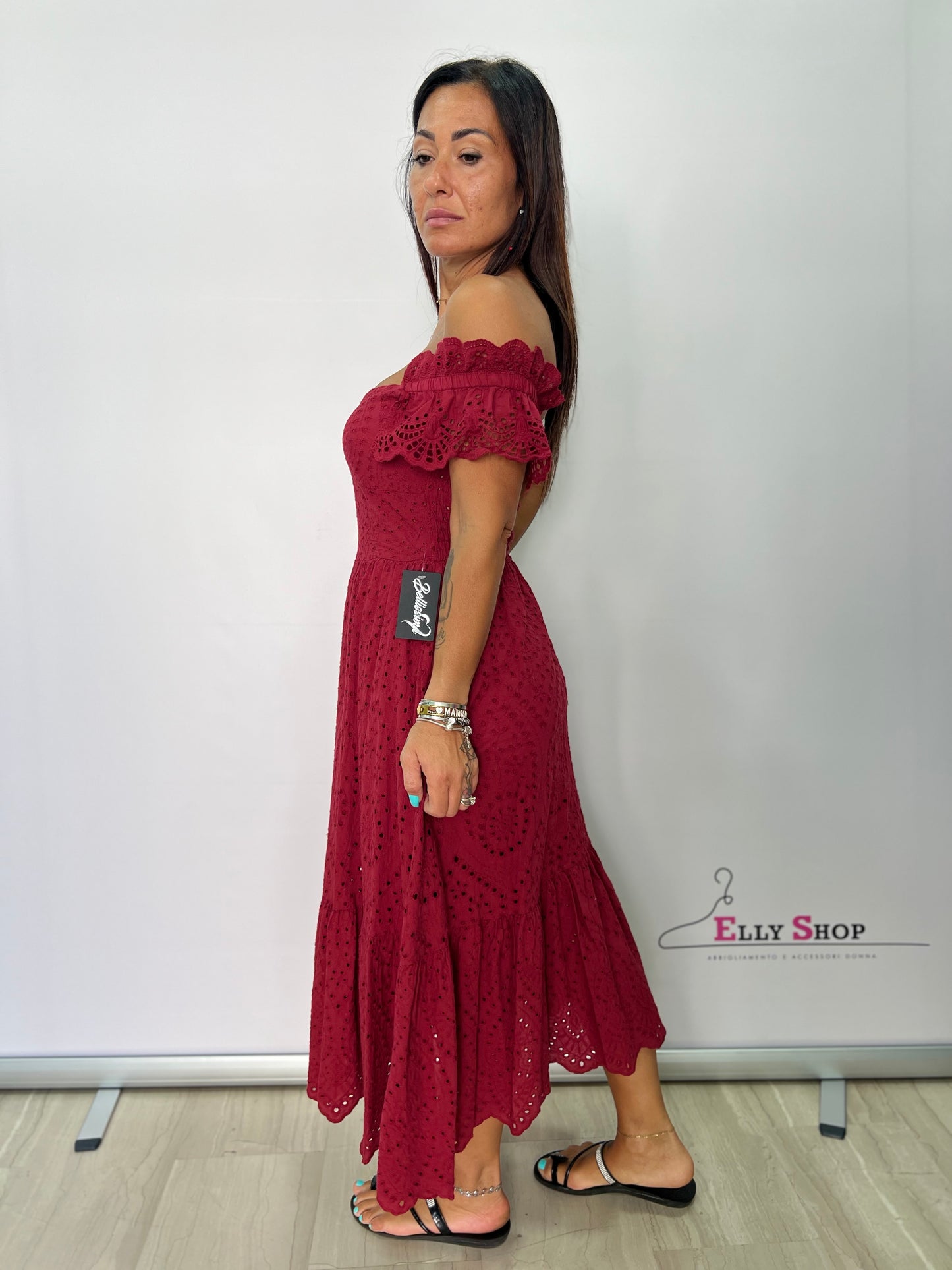 Abito midi sangallo estivo con volant – disponibile in vari colori