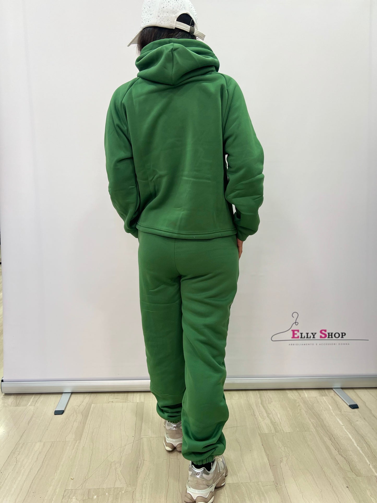 Completo tuta donna con felpa cappuccio