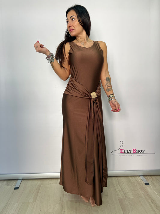 Abito lungo elegante con drappeggio oro