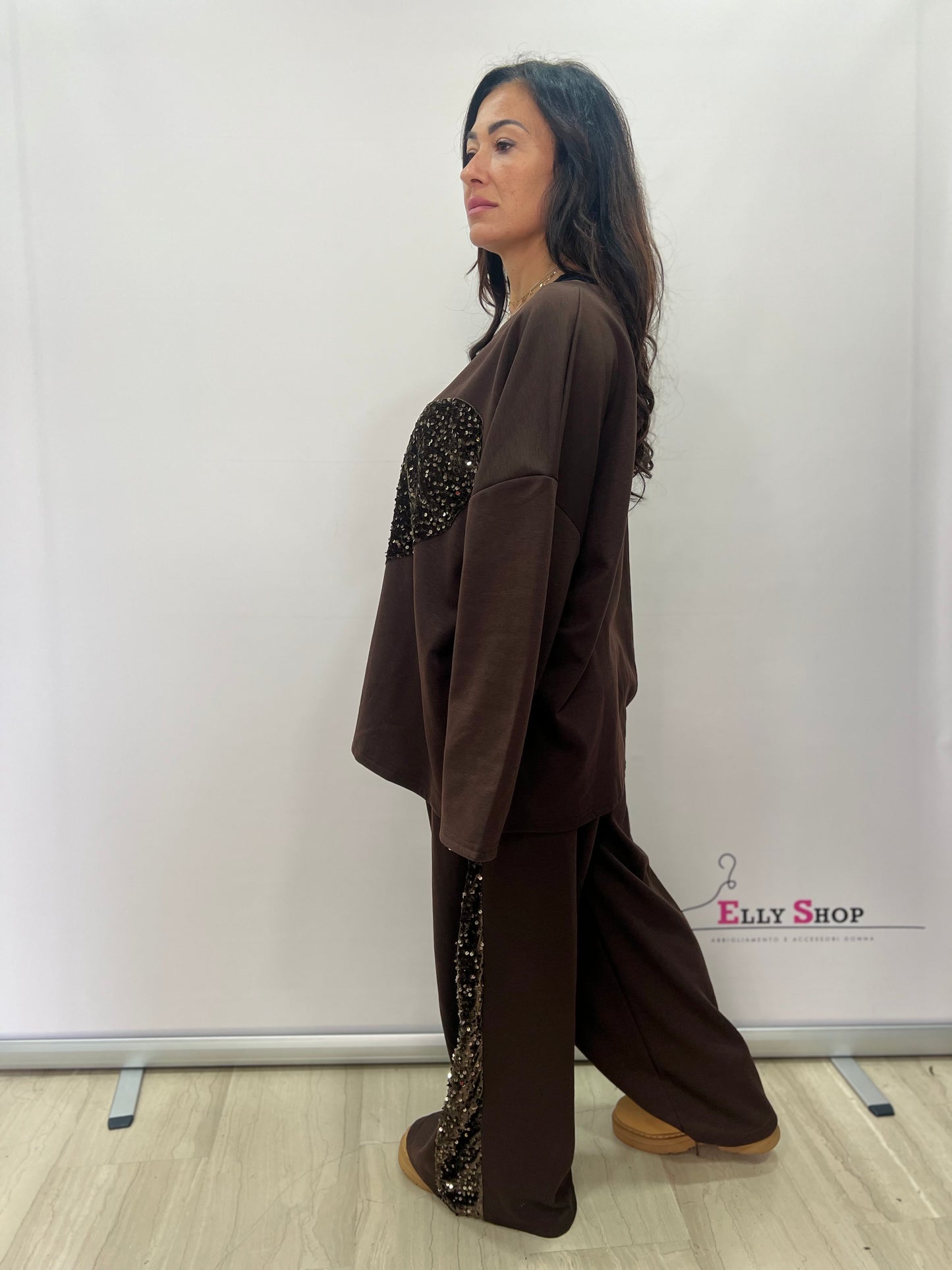 Tuta  completo curvy elegante con cuore glitter