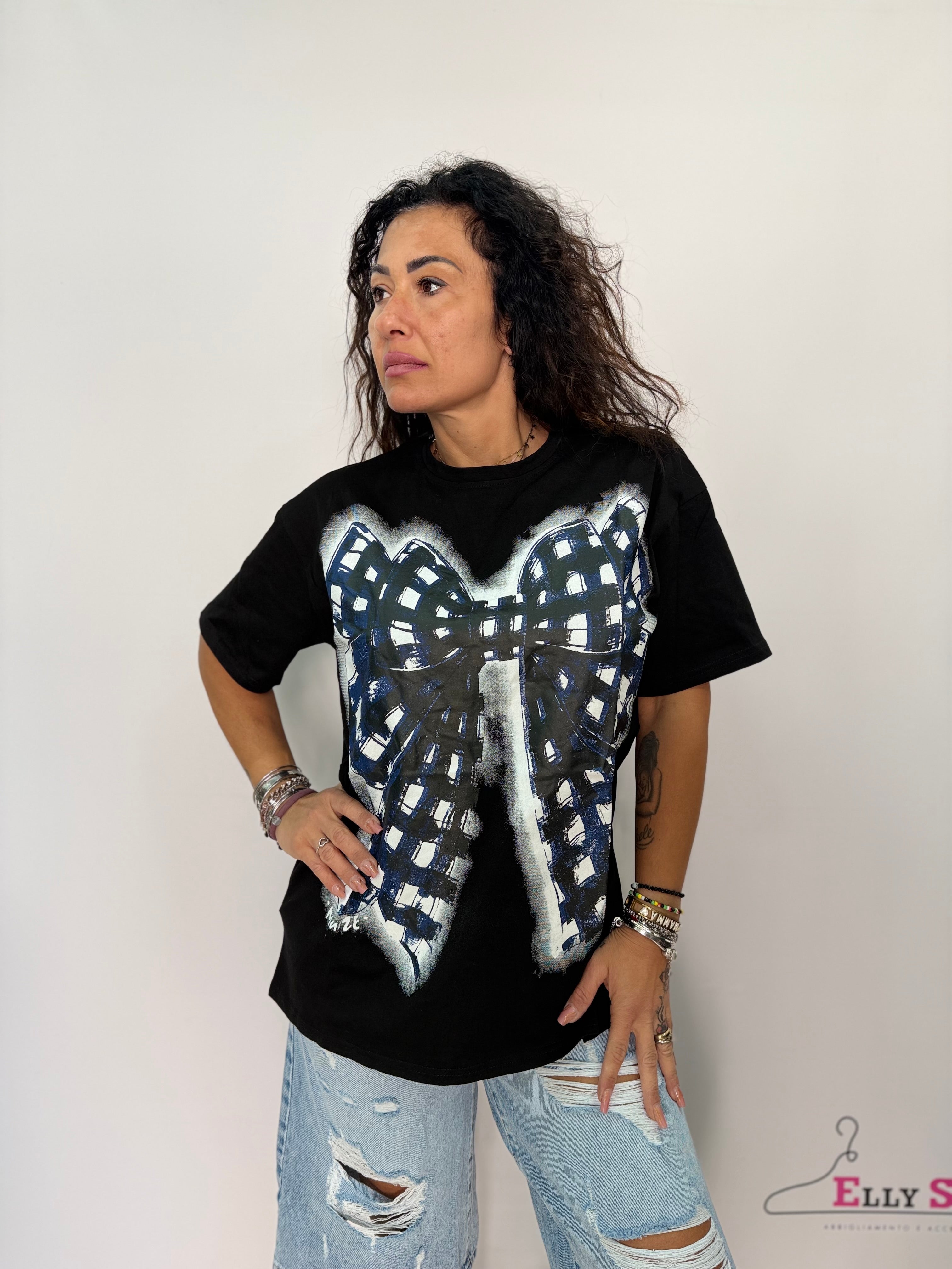 T-shirt donna con stampa fiocco oversize