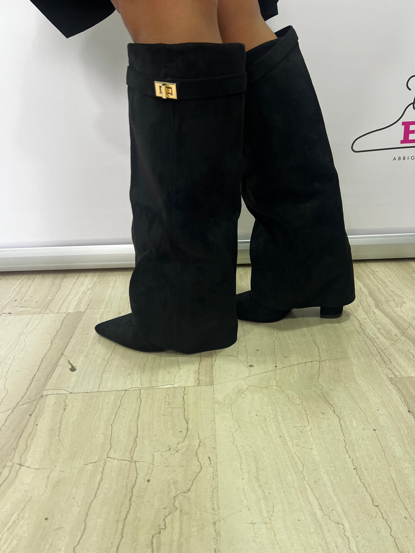 Stivali alti donna con tacco largo