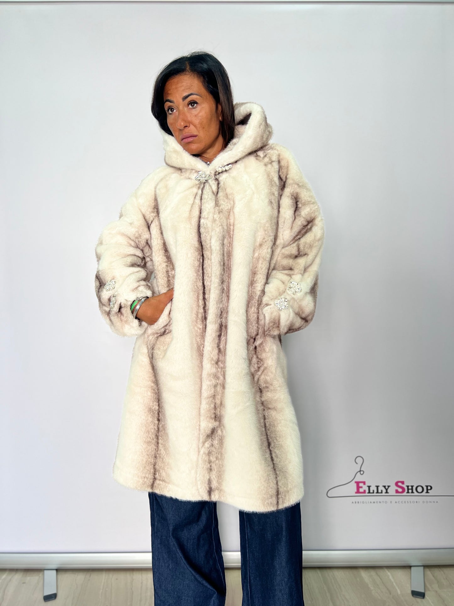 Pelliccia lunga donna con cappuccio in ecopelliccia visone – taglia unica beige o marrone fino alla 46