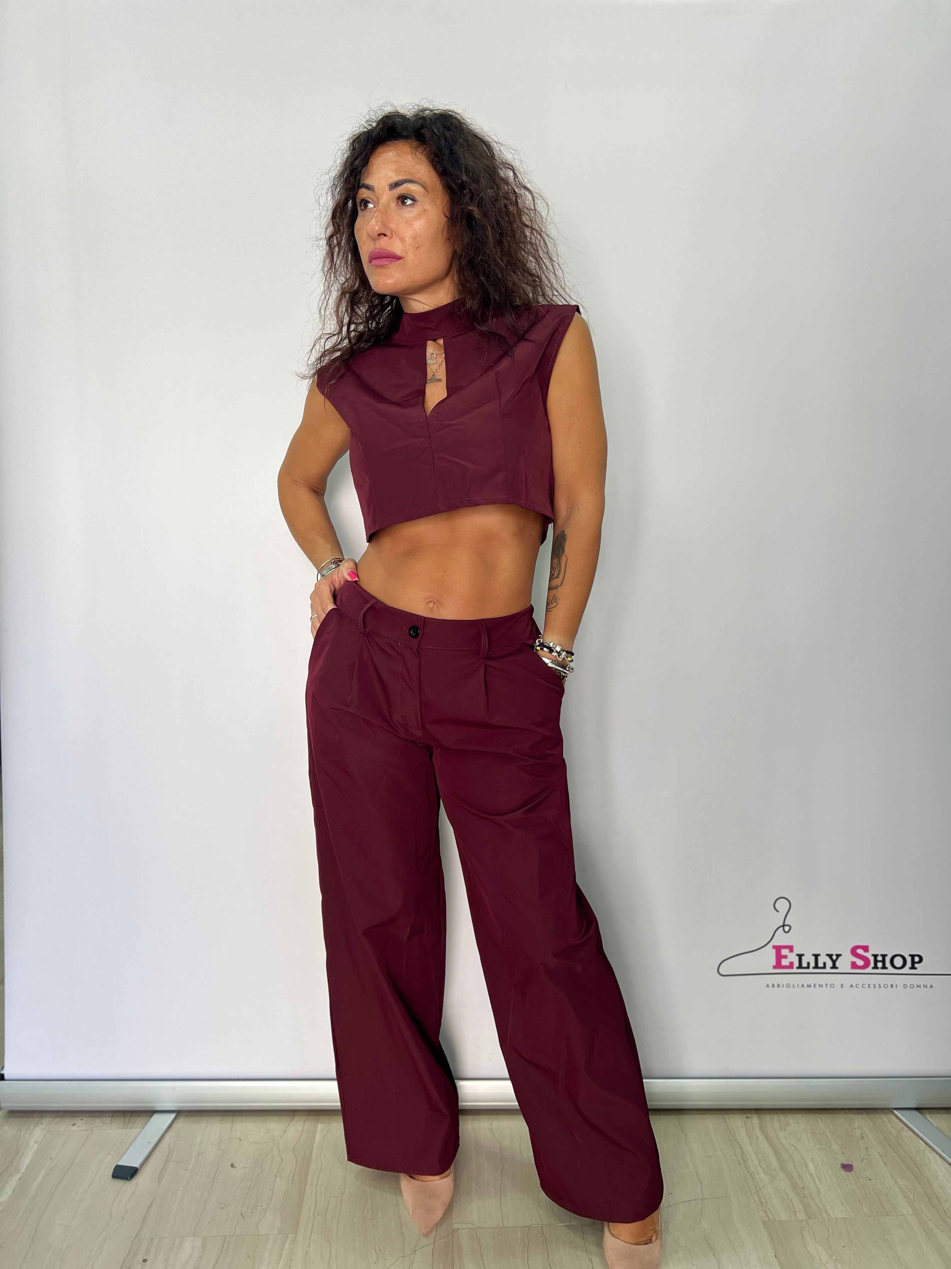 Completo donna elegante palazzo estivo