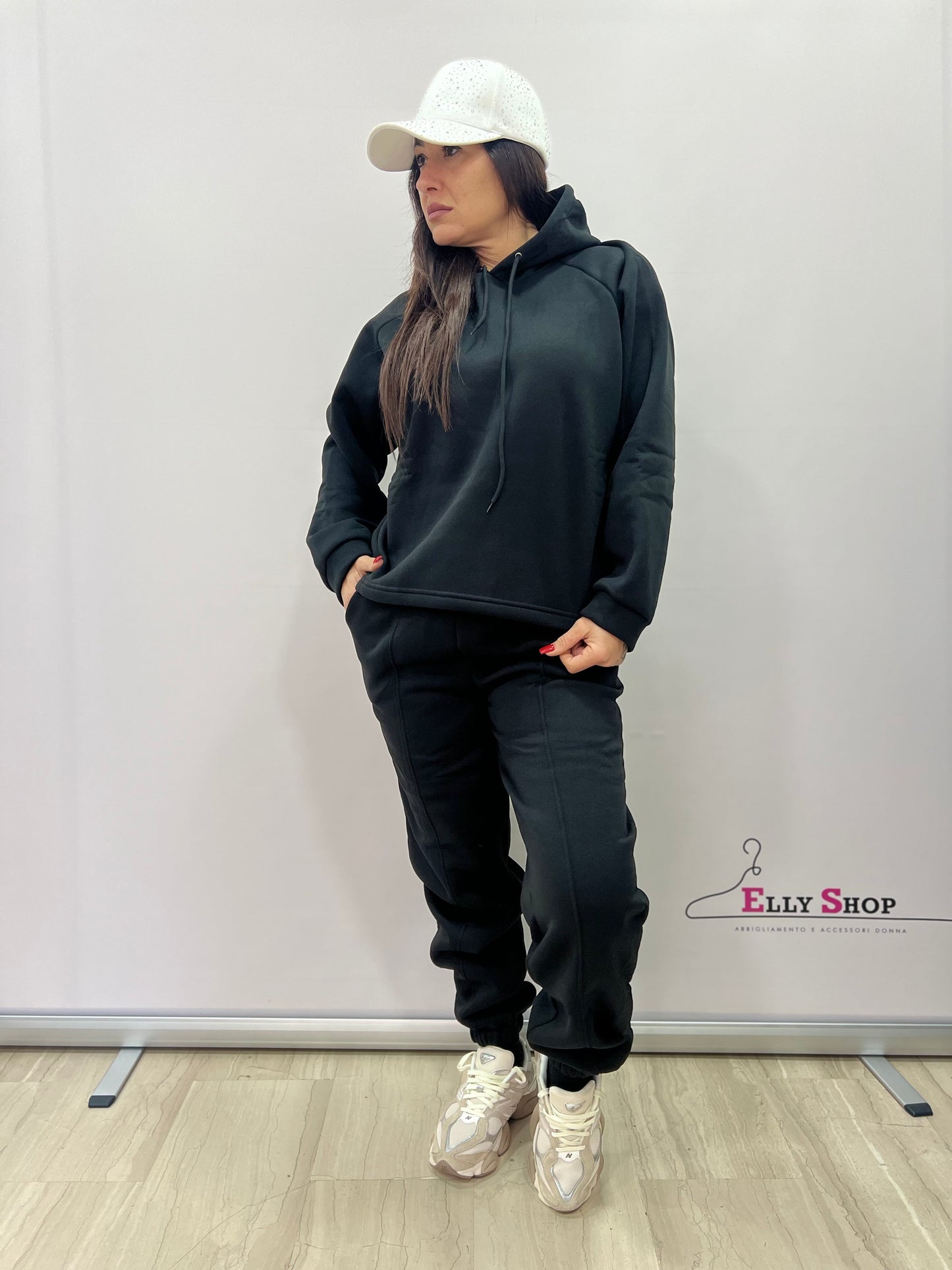 Completo tuta donna con felpa cappuccio