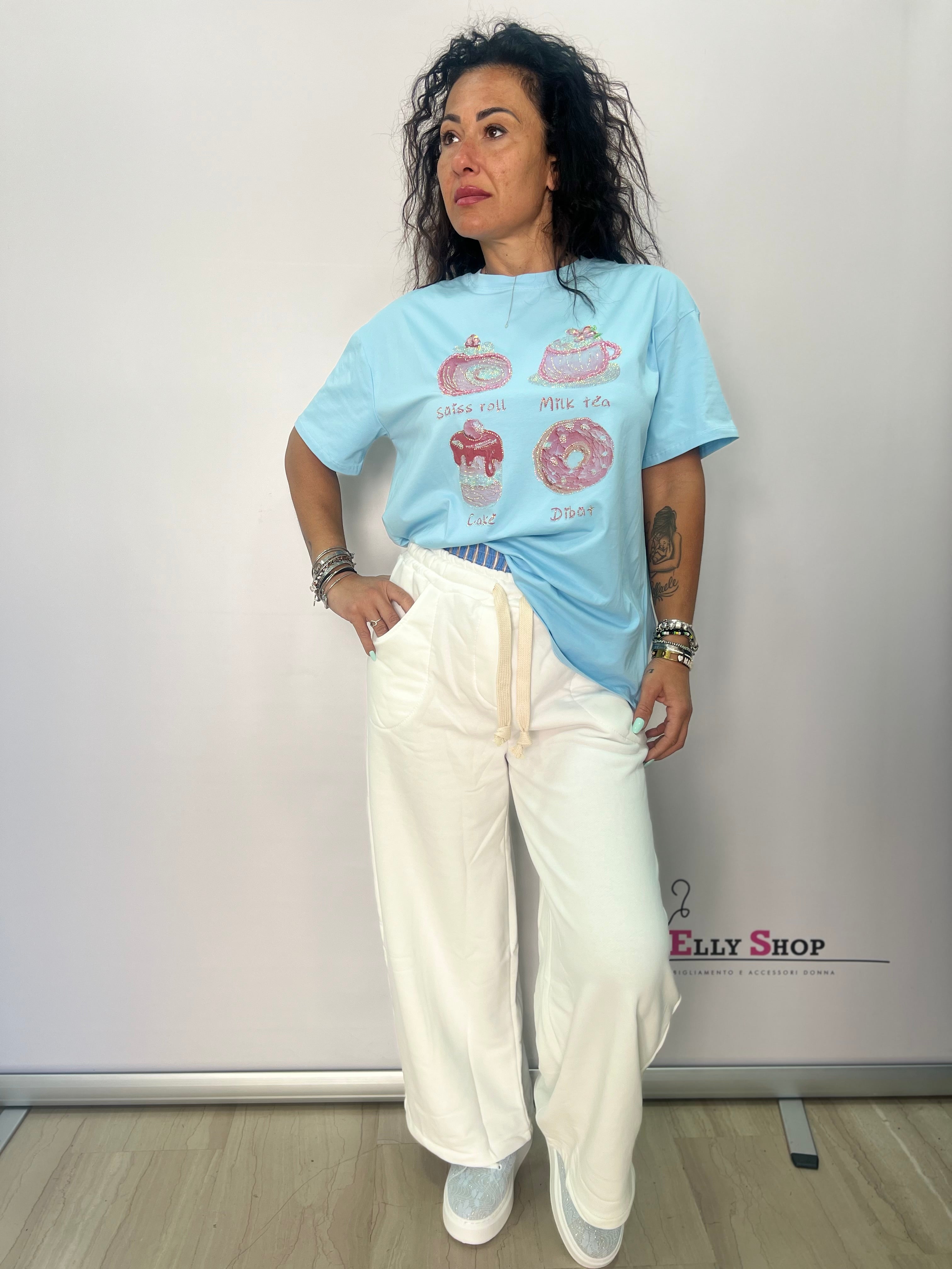 T-shirt donna con stampa dolci casual