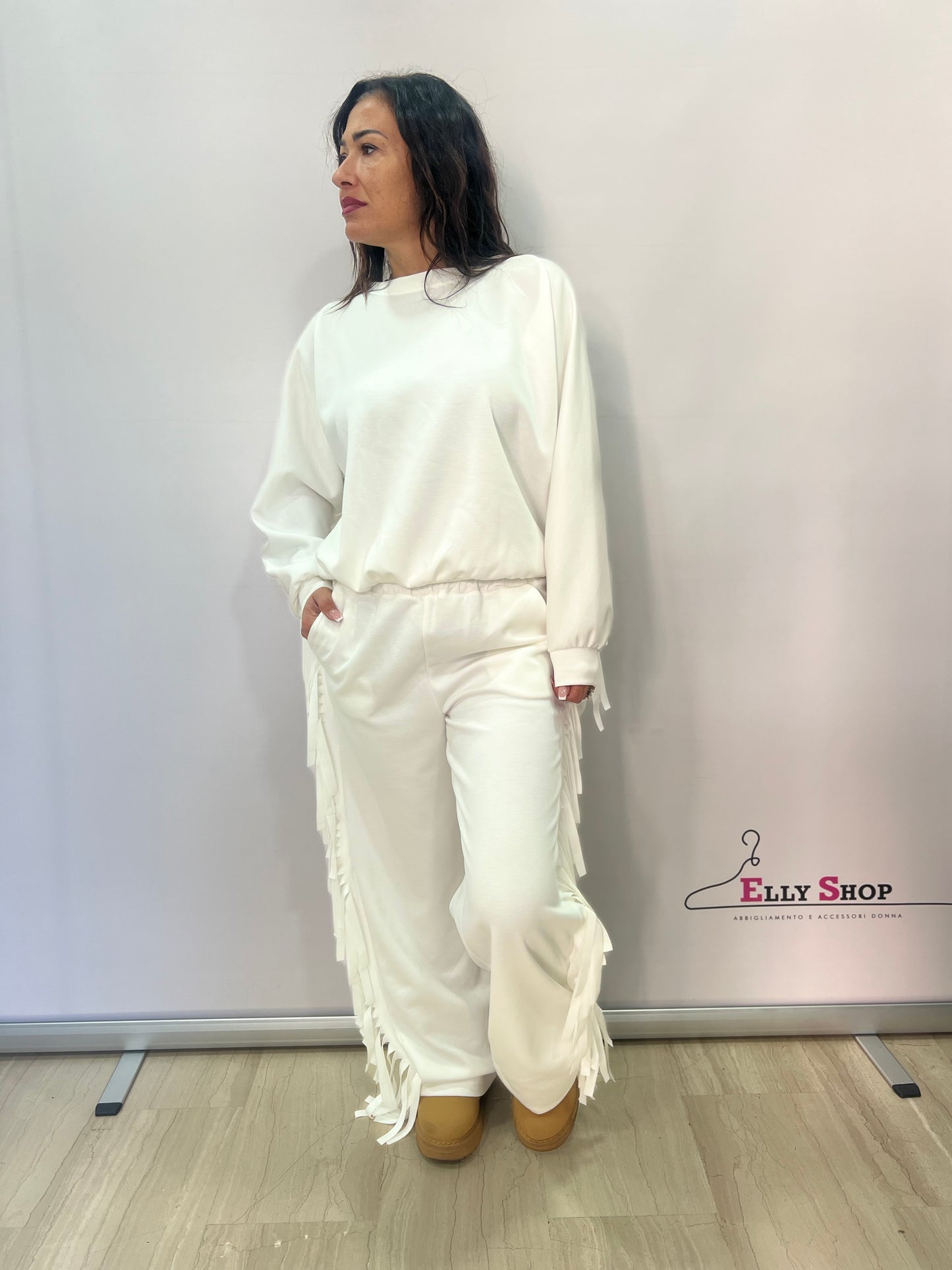 Completo donna con frange moderno