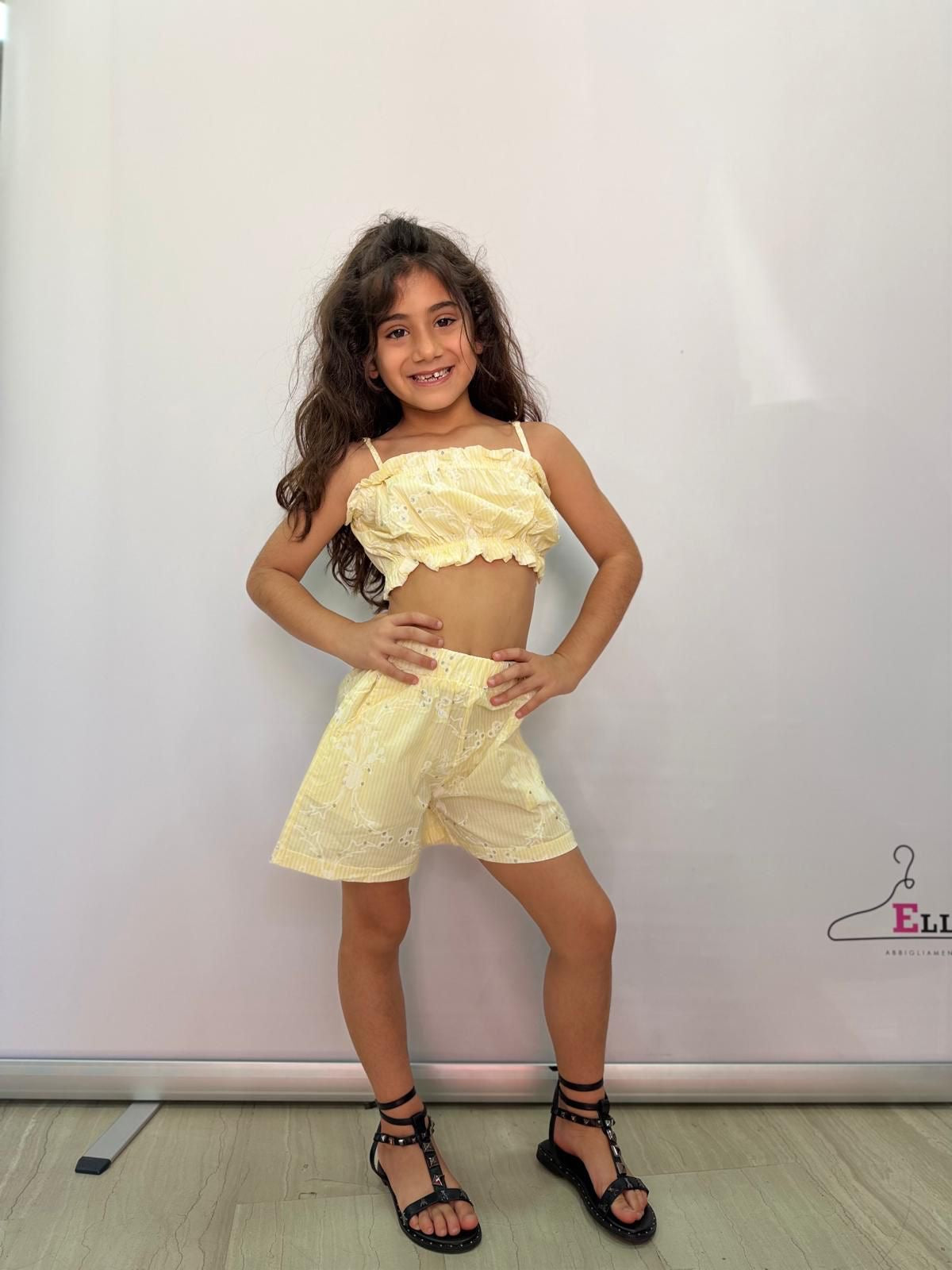 Completo Bambina Top e Shorts Giallo Estivo