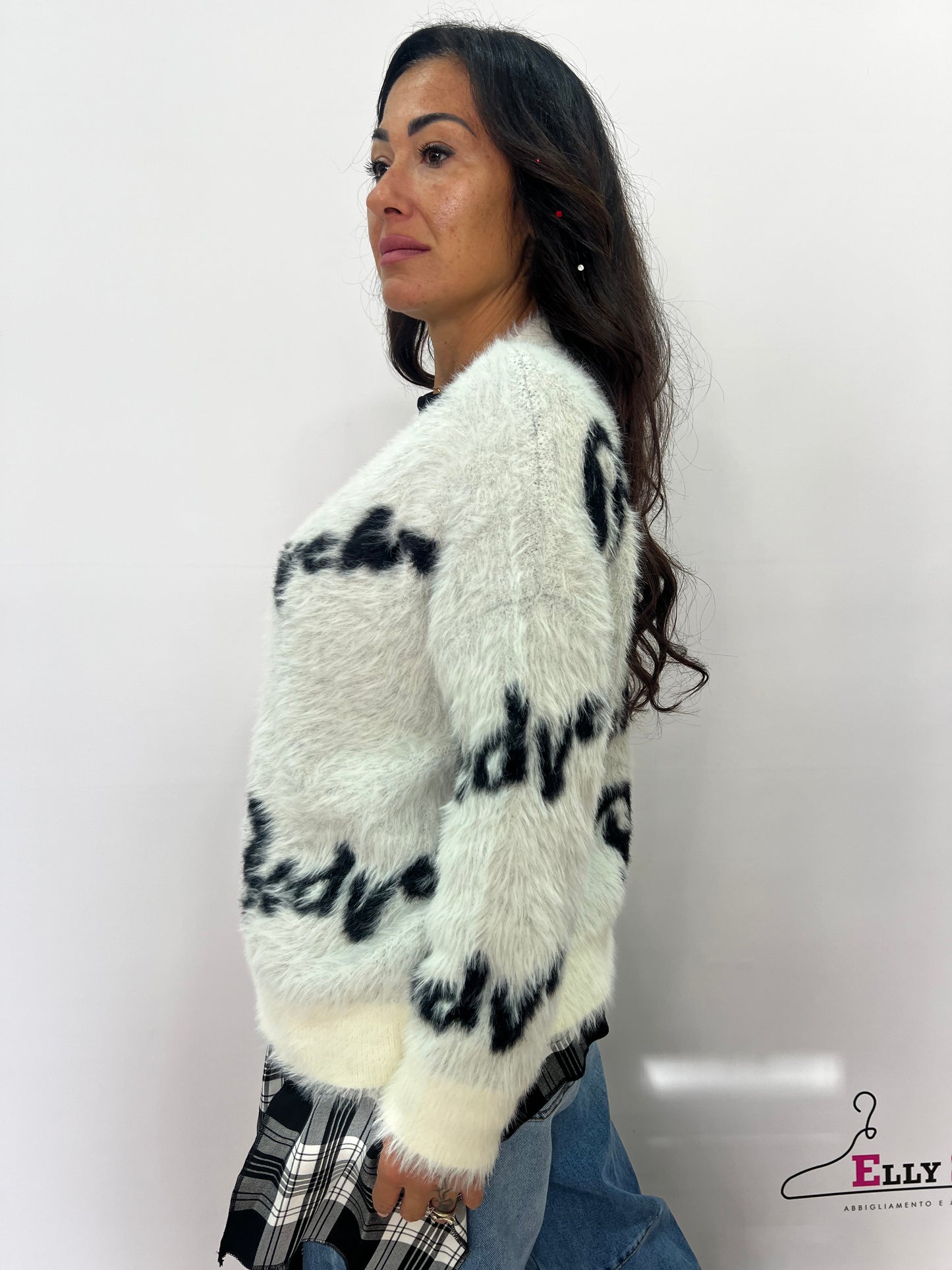 Cardigan peloso donna con scritte a contrasto