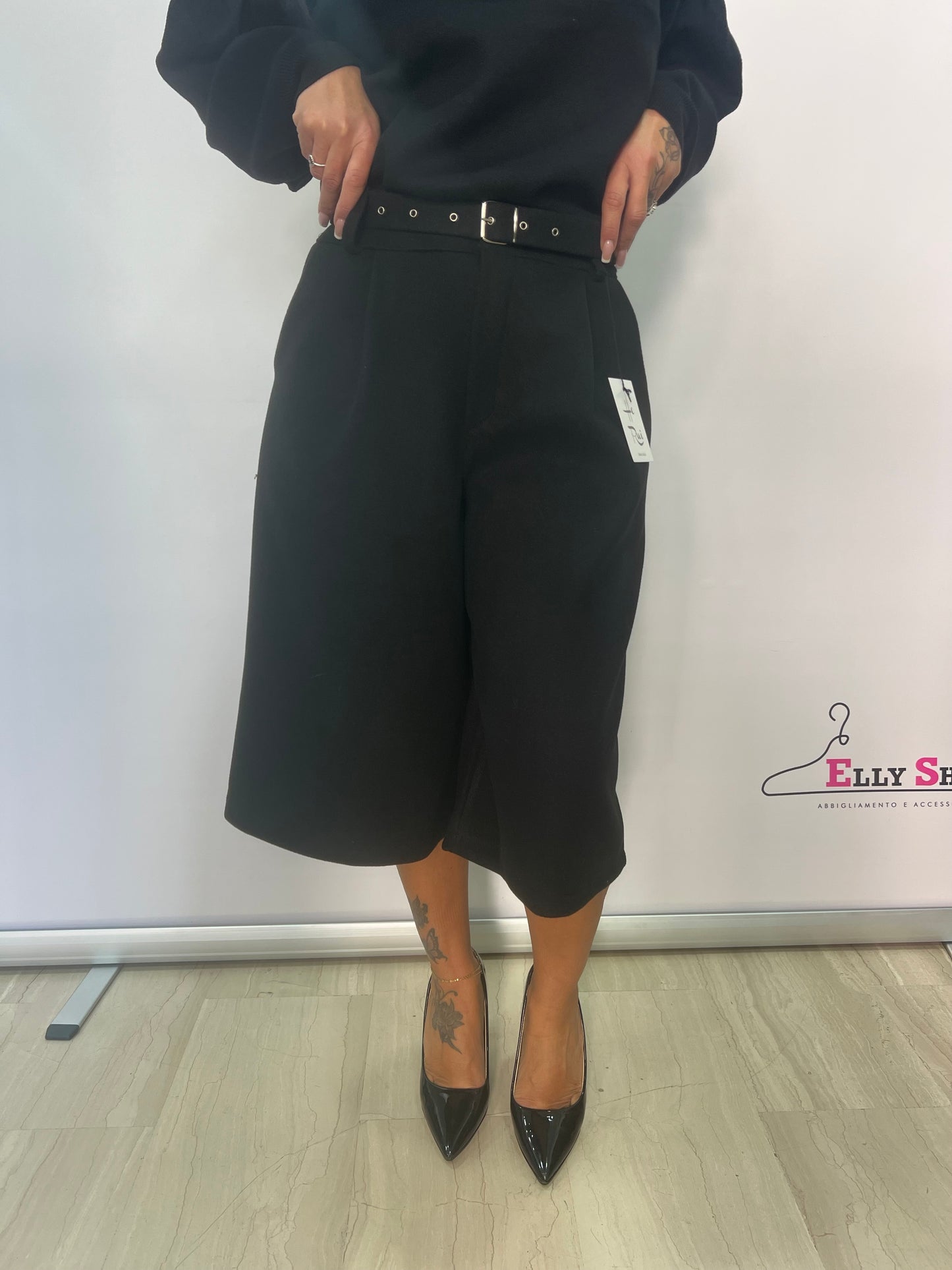 Bermuda donna con cintura elegante