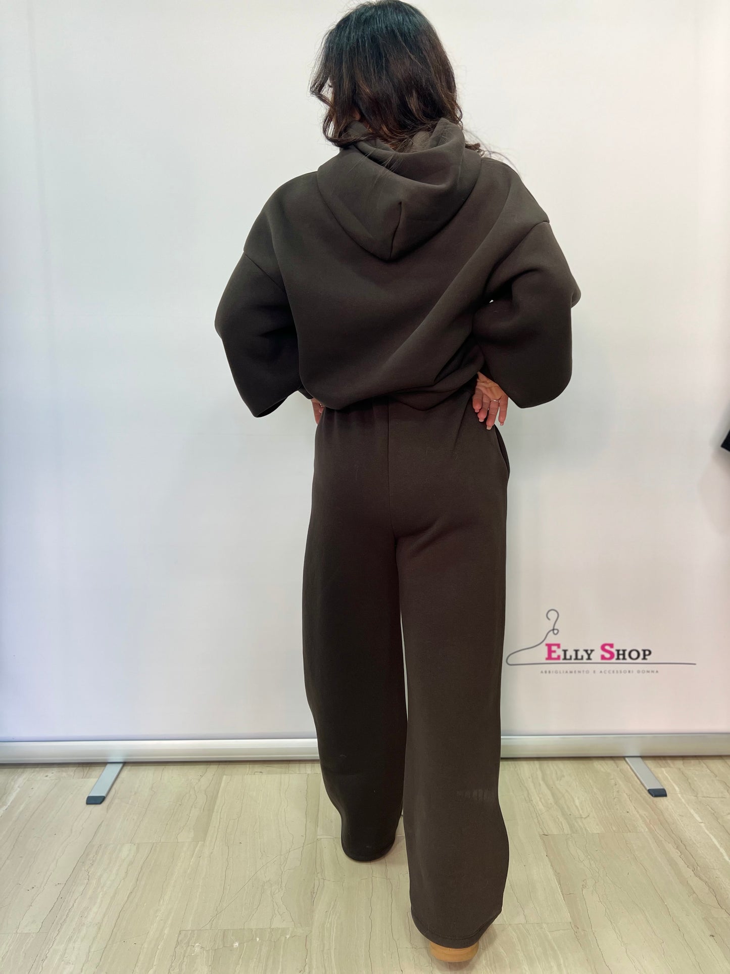 Completo tuta donna curvy con felpa e cappuccio