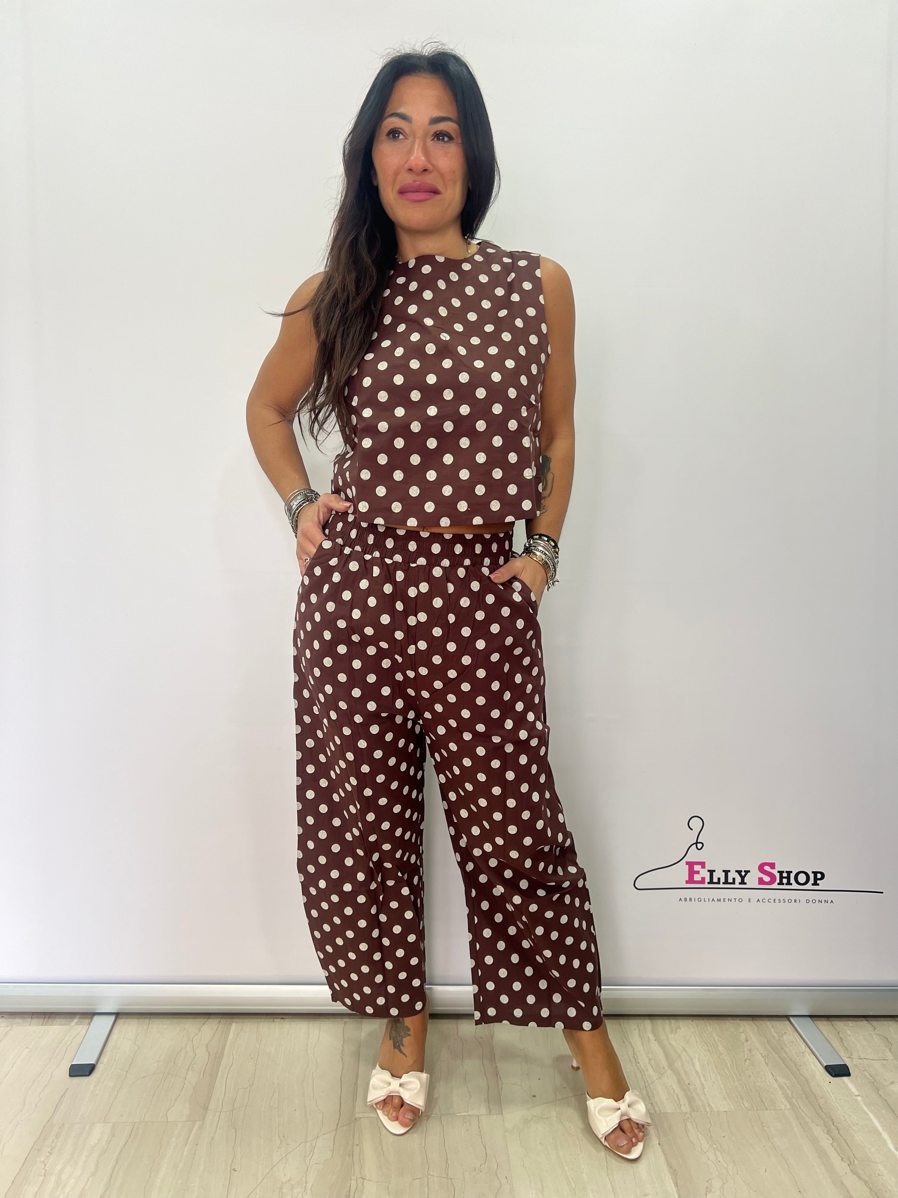 Completo donna estivo a pois elegante