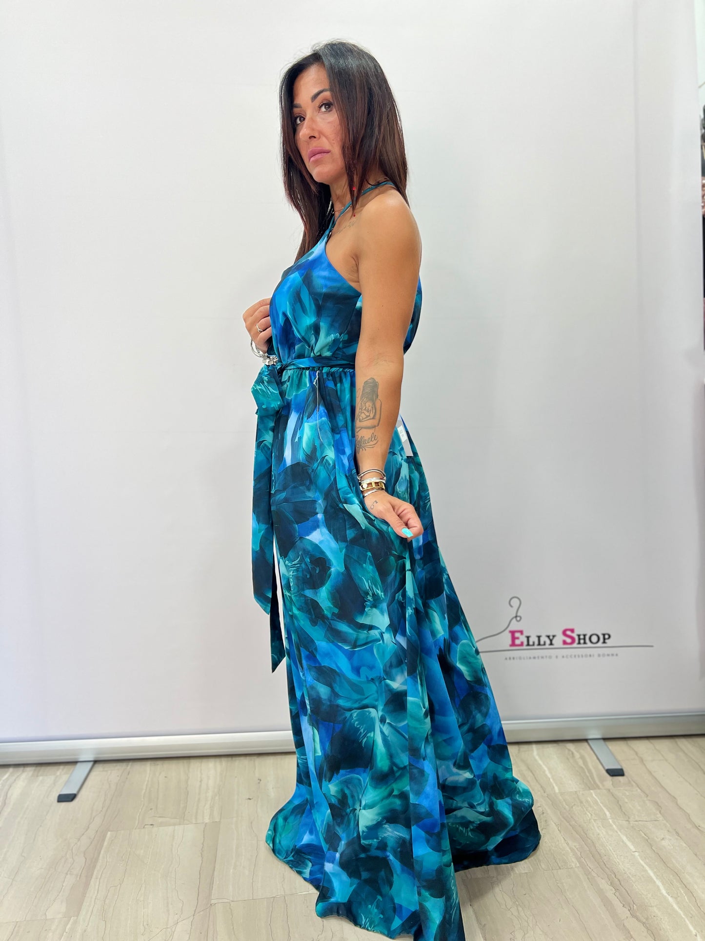 Vestito Curvy Estivo con Fiori e Spacco Laterale