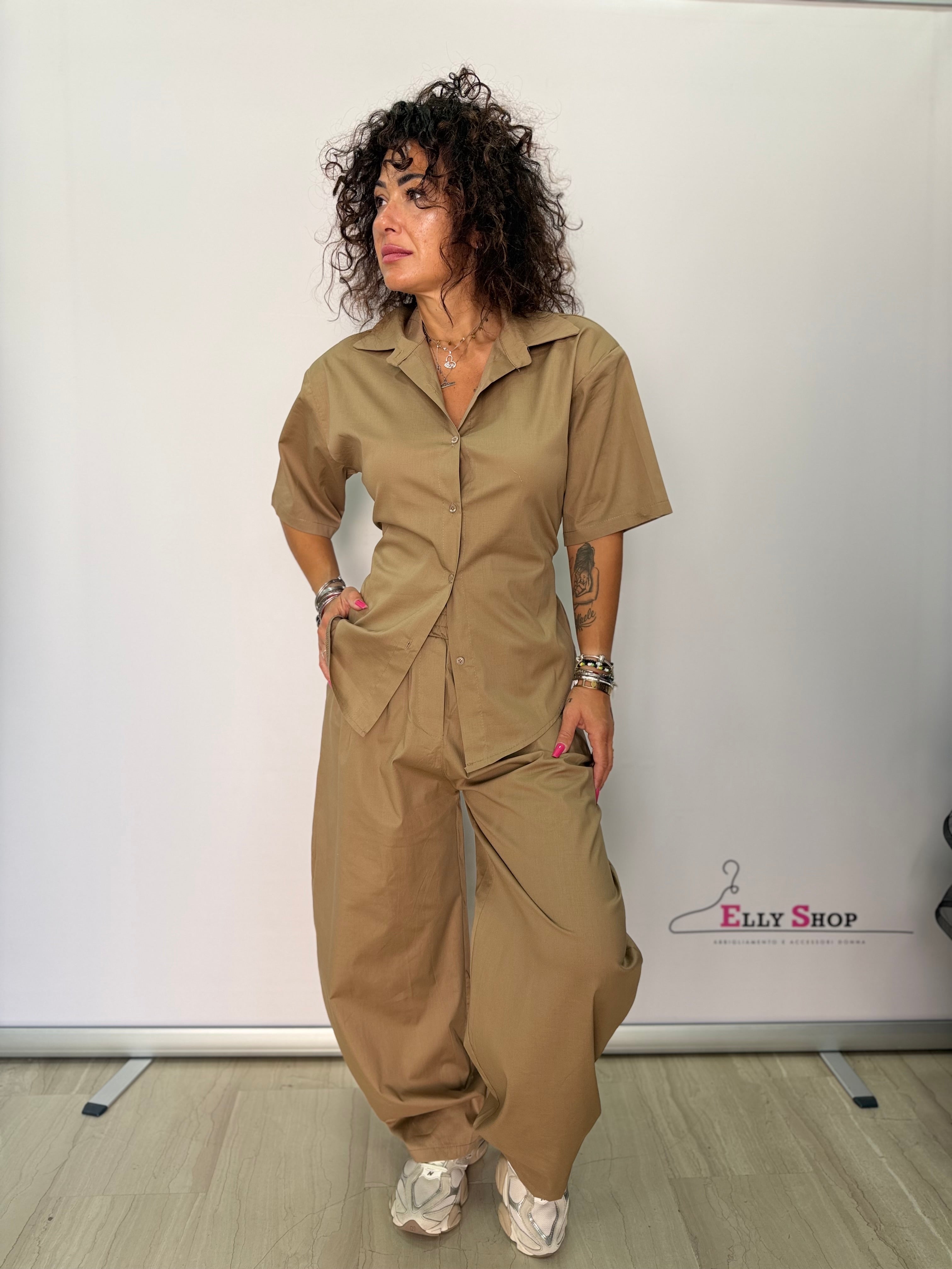 Completo donna camicia e pantalone balloon