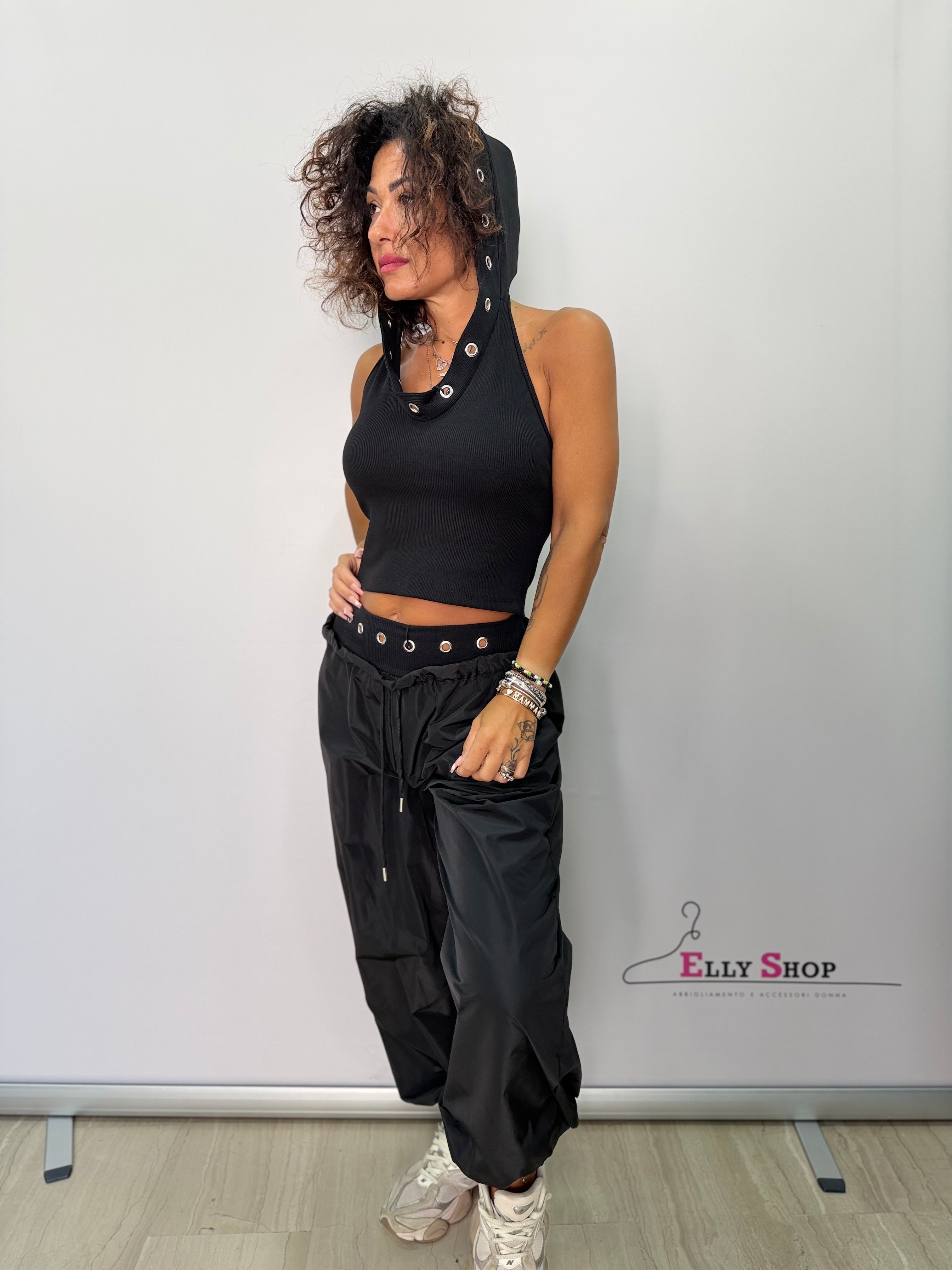 Completo Tokyo2 Donna Urban Hood Nero con Top Cappuccio e Pantalone Balloon