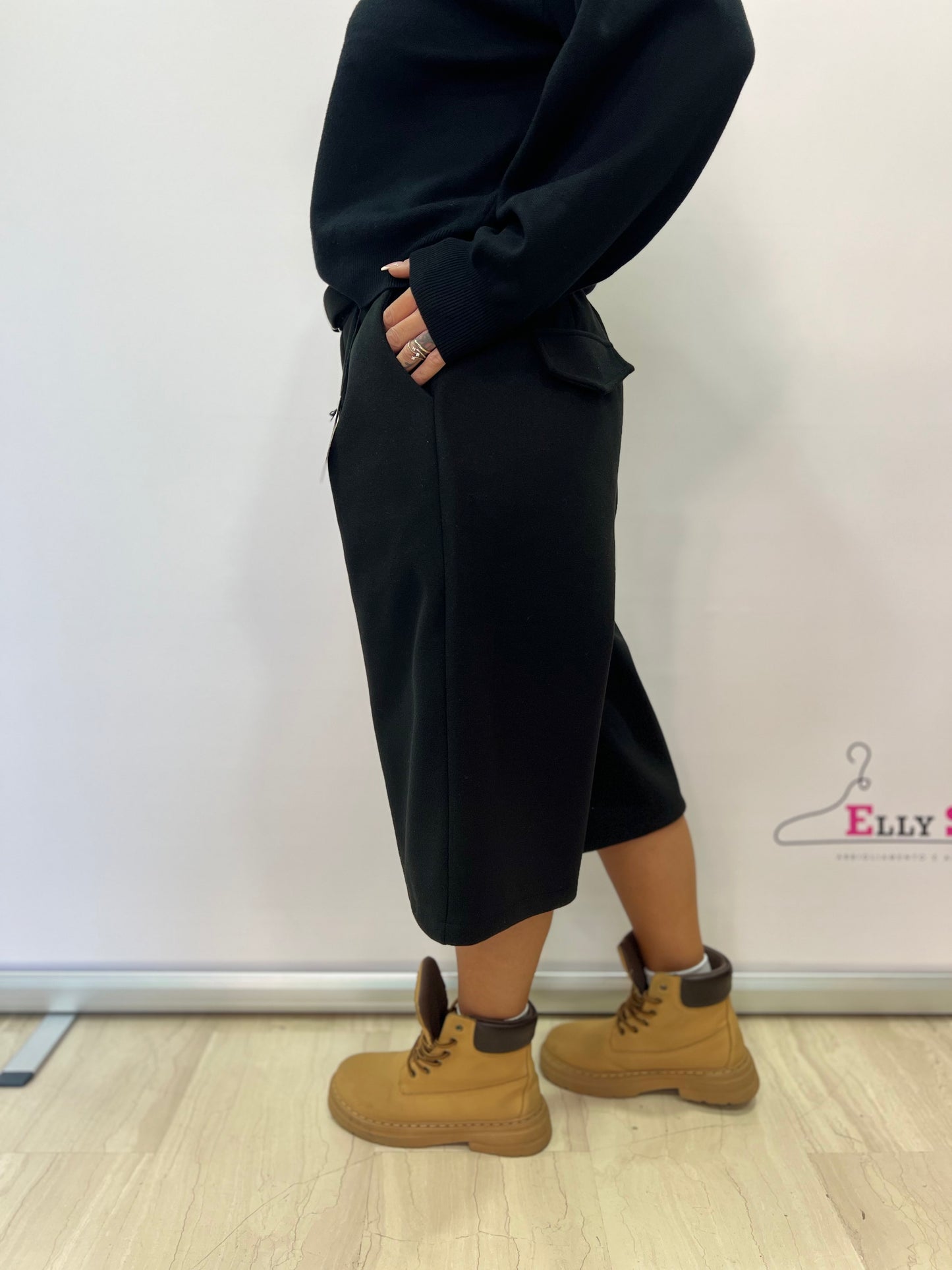 Bermuda donna con cintura elegante