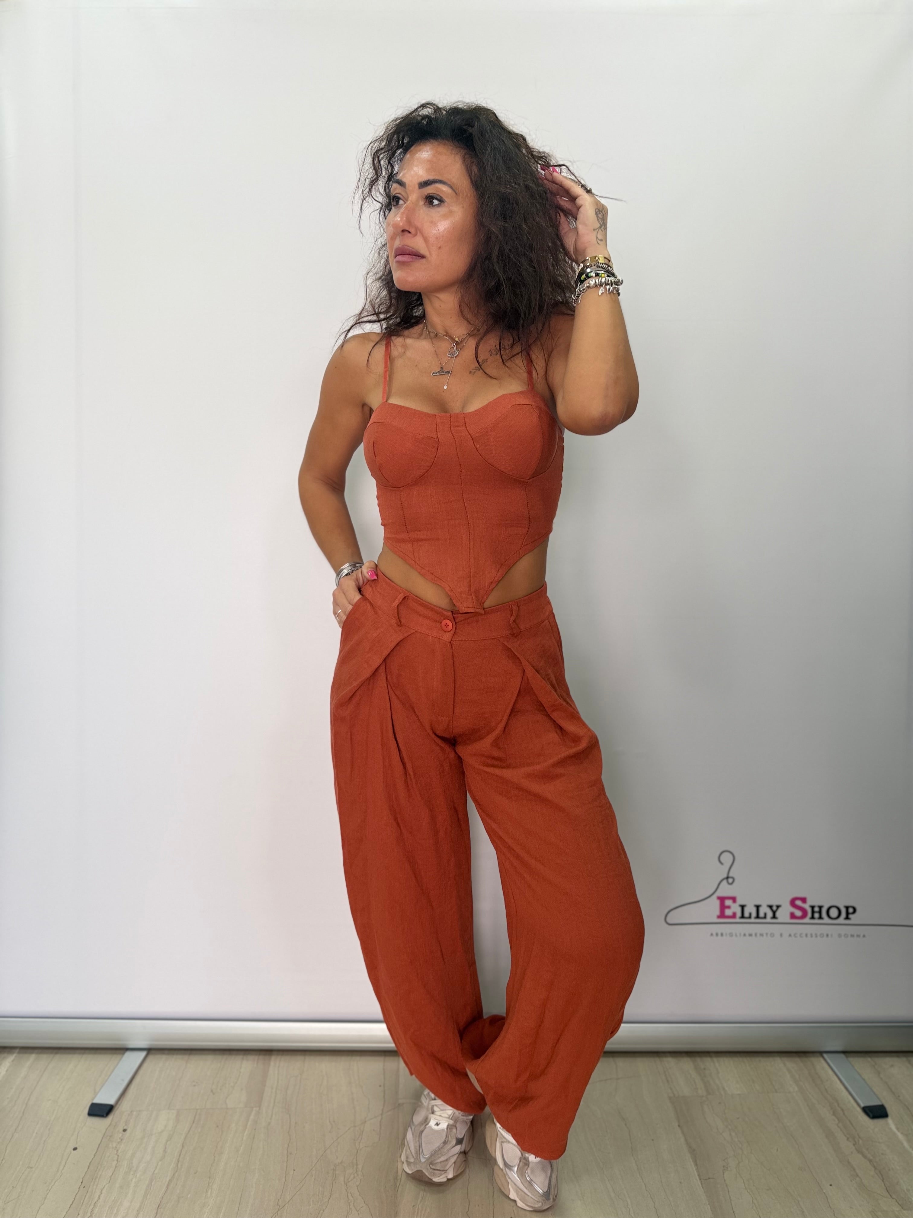 Completo donna corsetto e pantalone palazzo