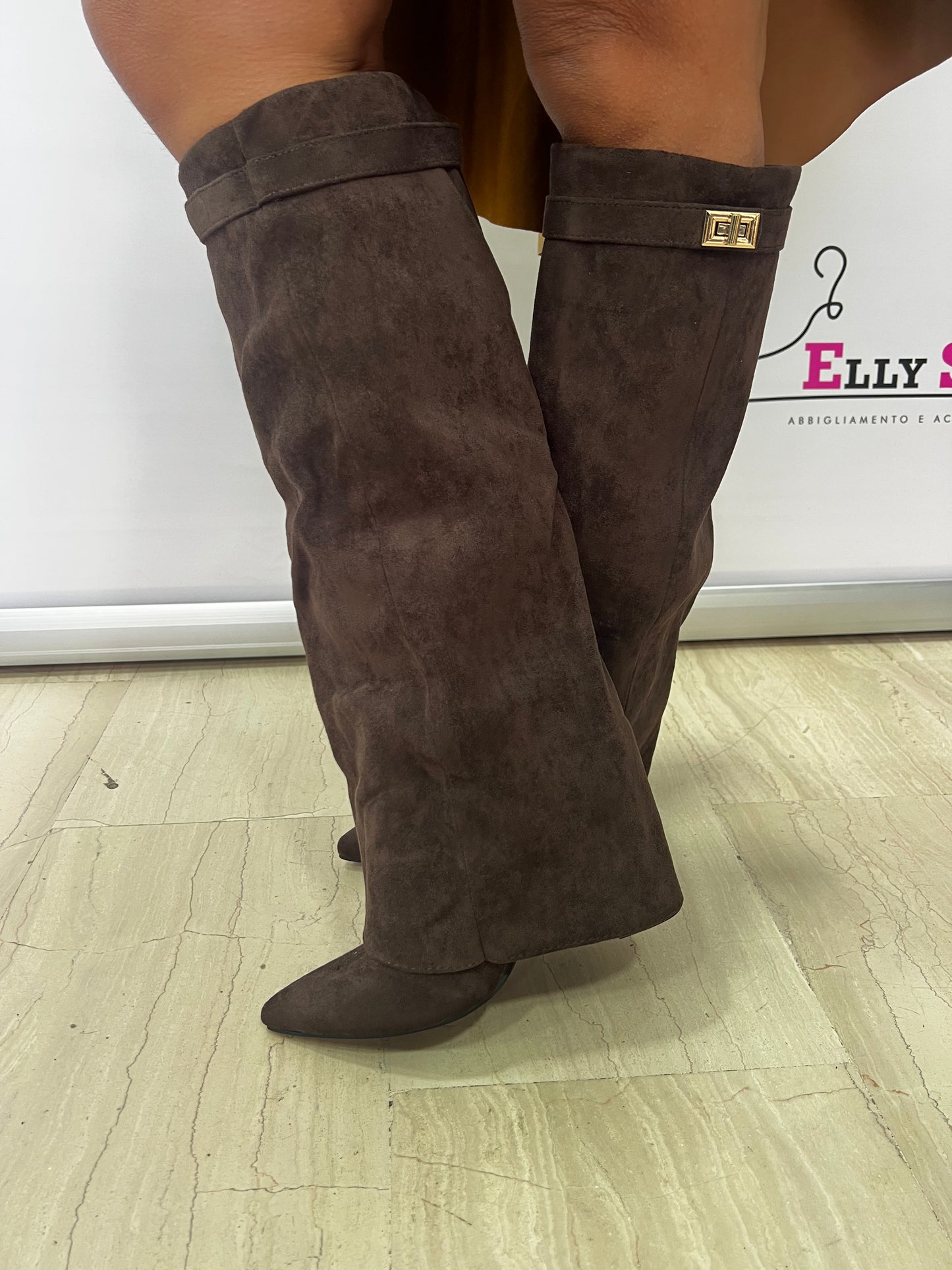 Stivali alti donna con tacco largo