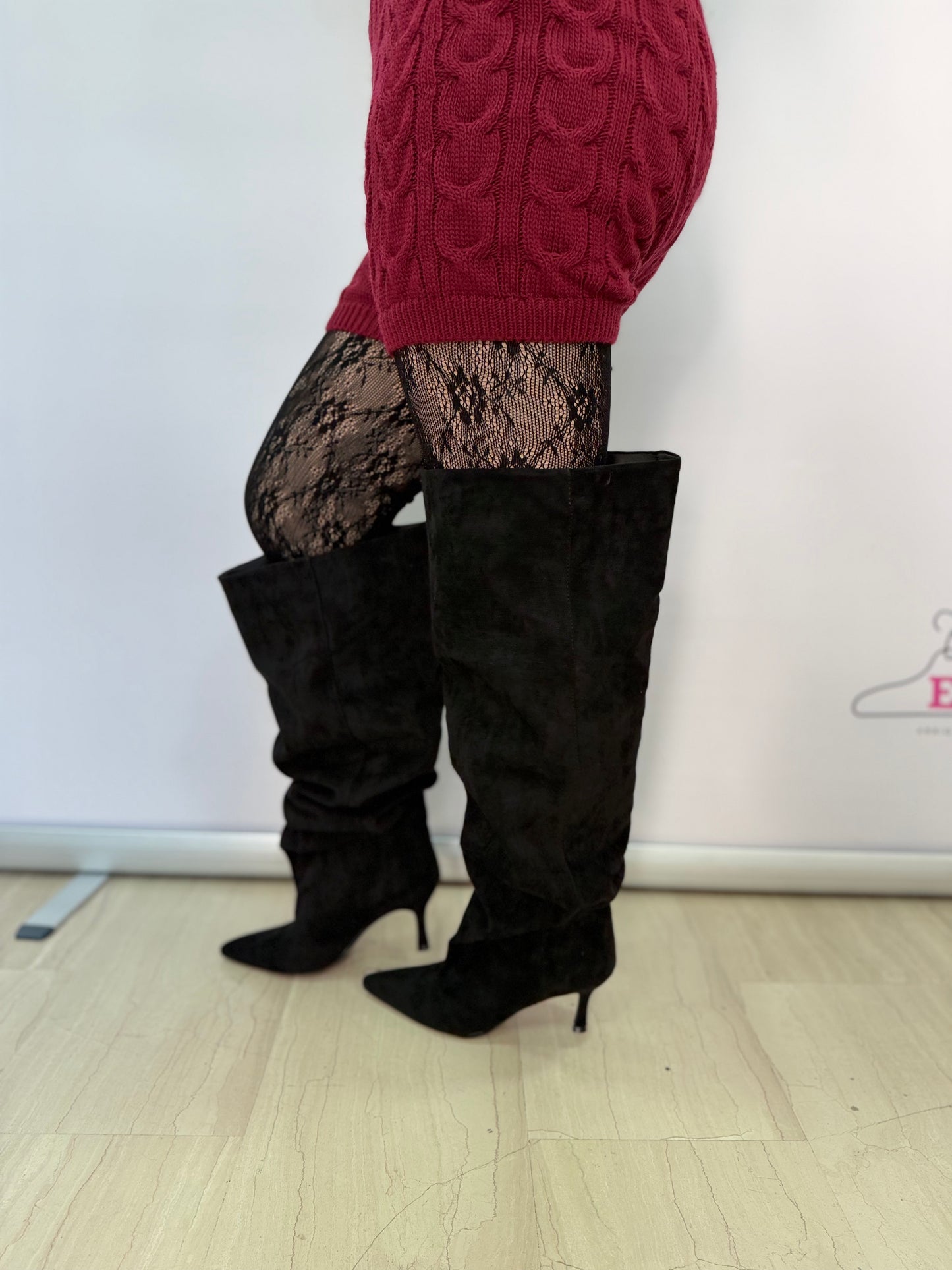 Stivali al ginocchio donna con tacco elegante