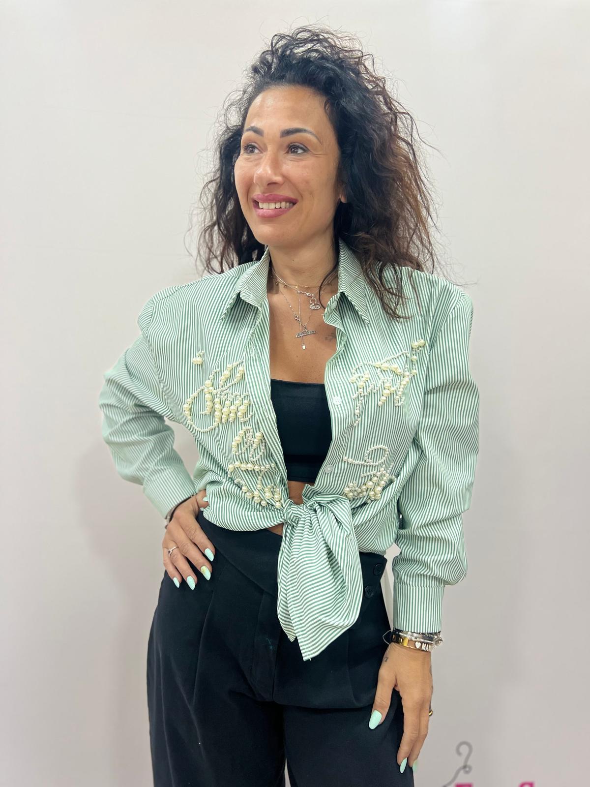 Camicia donna a righe con perle ricamate
